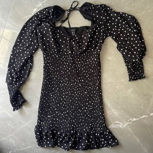 Forever 21 polka dot dress in black!!